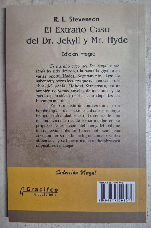 El extraño caso del Dr Jekyll y Mr Hyde / Nogal