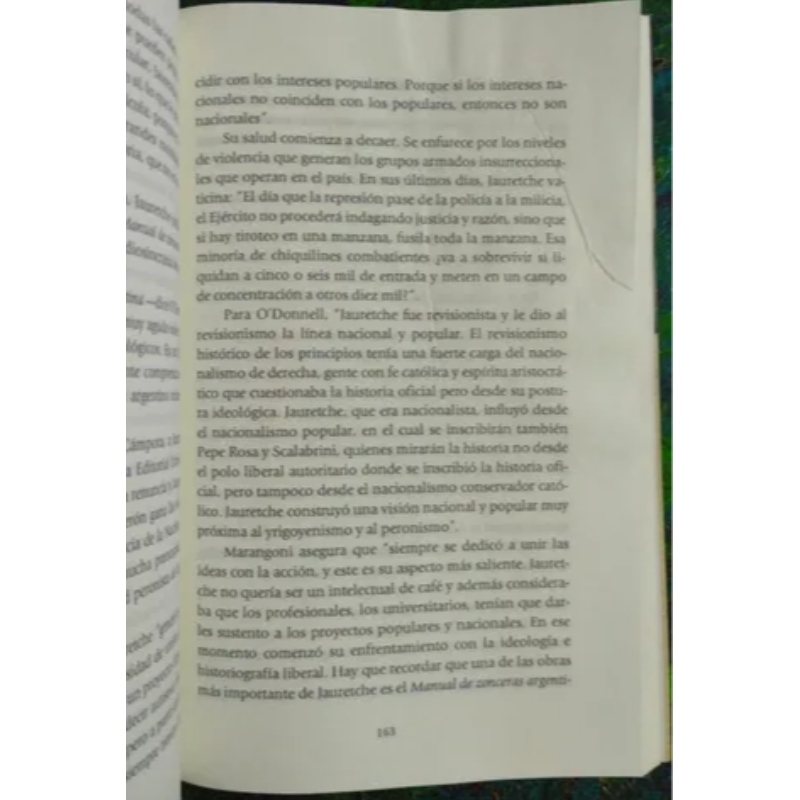 Héroes De Un País Del Sur
