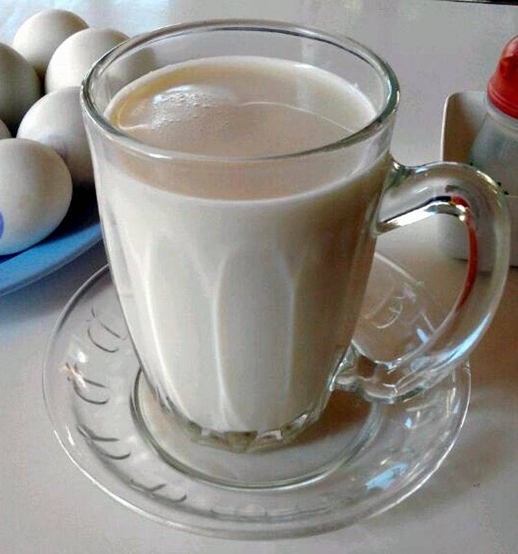 Susu Putih Panas