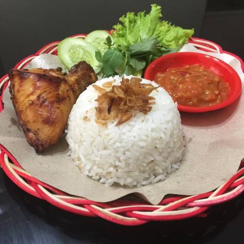 Nasi Uduk Ayam