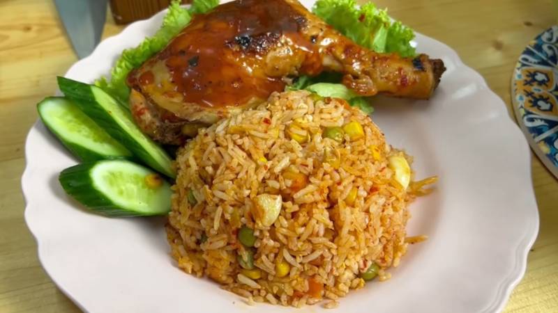 Nasi Goreng Ayam