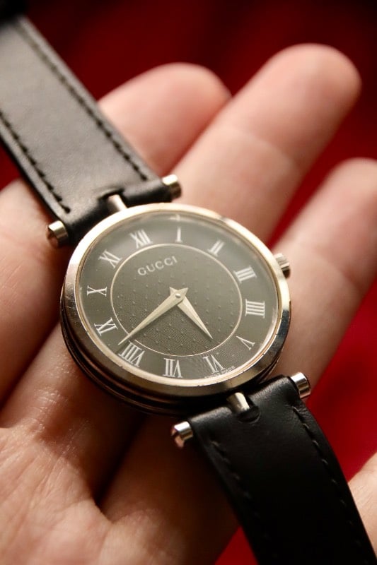 GUCCI 2000M 2040M Watch Quartz Black Dial Silver Vintage Watch