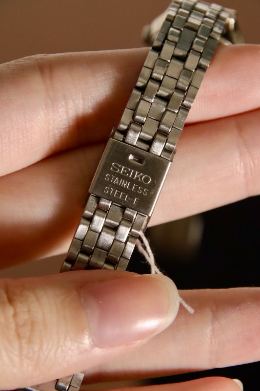 Seiko Quartz Women’s Dress Watch – Black Dial