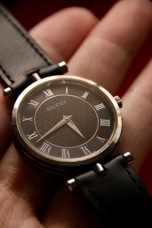 GUCCI 2000M 2040M Watch Quartz Black Dial Silver Vintage Watch