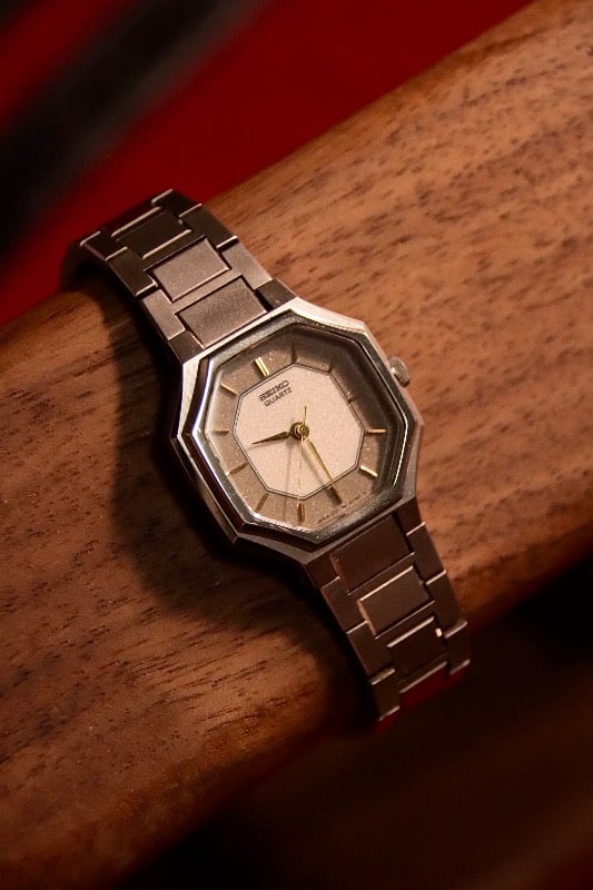 Seiko Quartz Octagonal Dial Vintage Watch