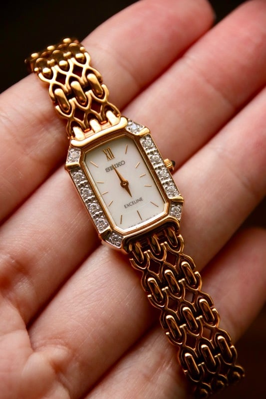RARE Seiko Exceline Mother Of Pearl Gold-Tone Diamond Watch
