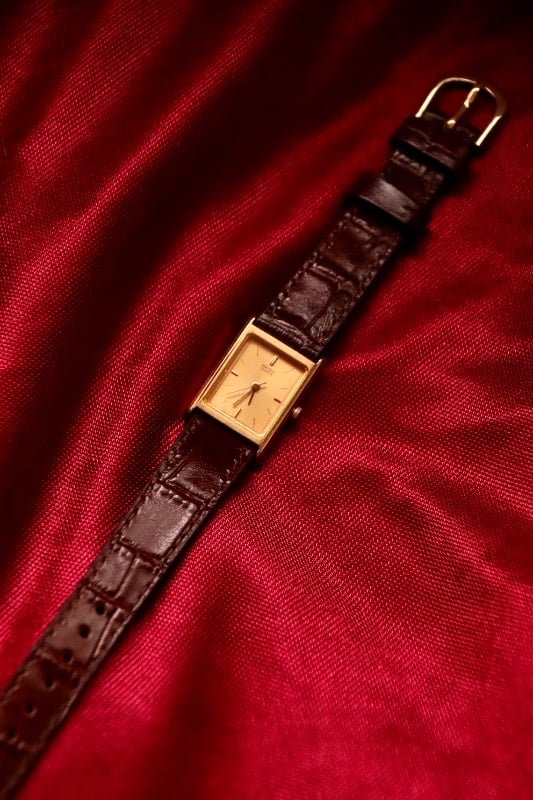 Seiko Quartz Tank Vintage Watch In Gold