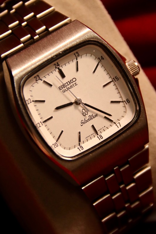 Seiko SilverWave TV Shaped White Quartz Vintage Watch