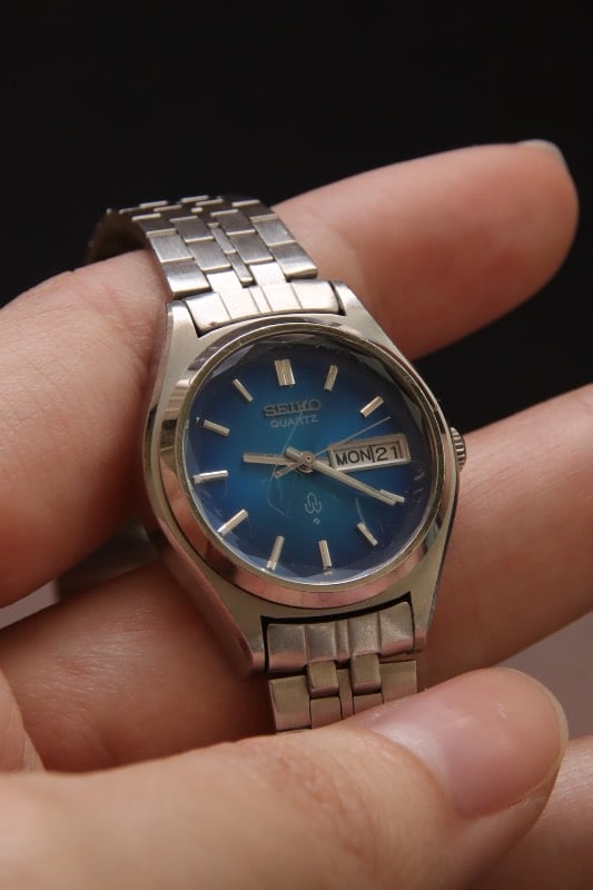 COLOURED DIAL SERIES: Seiko Blue Dial Watch with Hexagon Crystal