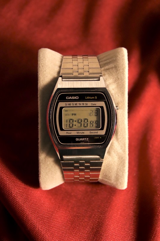 Casio MSG-300C LCD Digital Quartz Vintage Watch