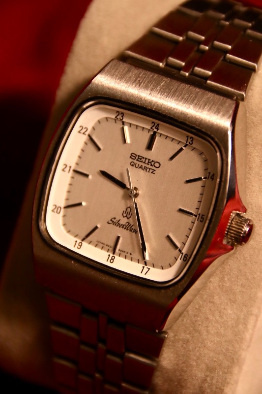 Seiko SilverWave TV Shaped White Quartz Vintage Watch