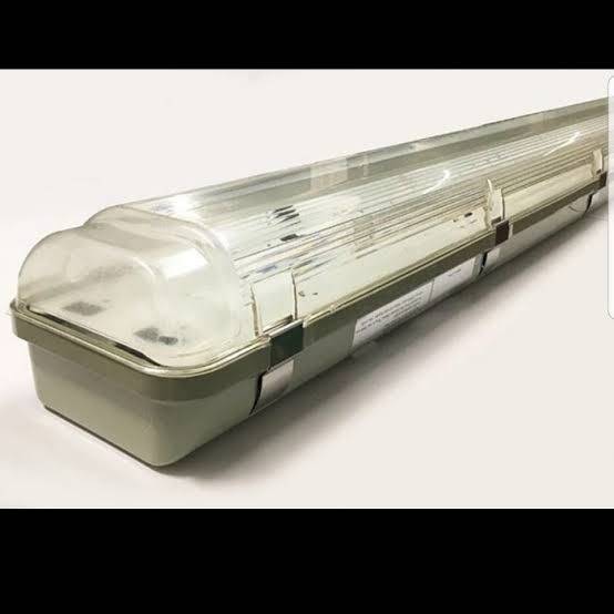 Tube Fluorescent Lamp (TLD) 220 V / 2X36 W - Holder Set