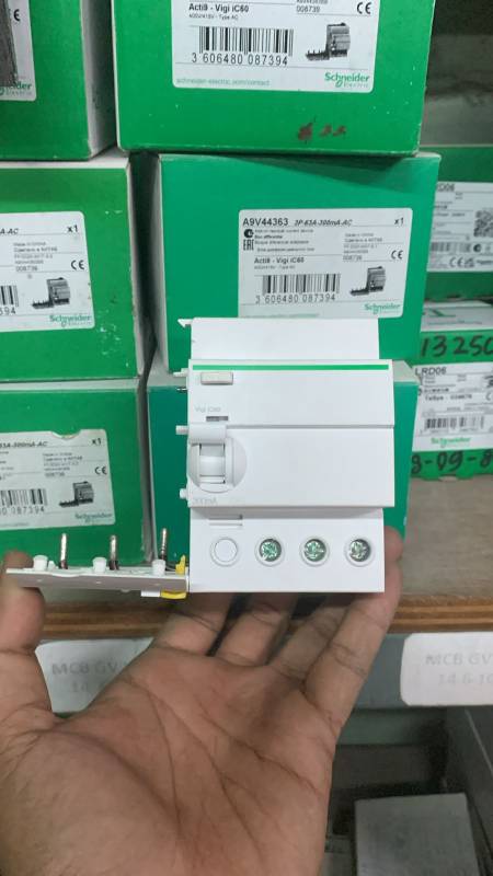 Add On Residual Current Device 3P / 400 VAC / 63 - 0,03 A