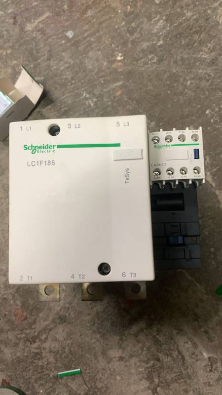 AC Magnetic Contactor 90 kW/150A/400 V/Coil 220 V