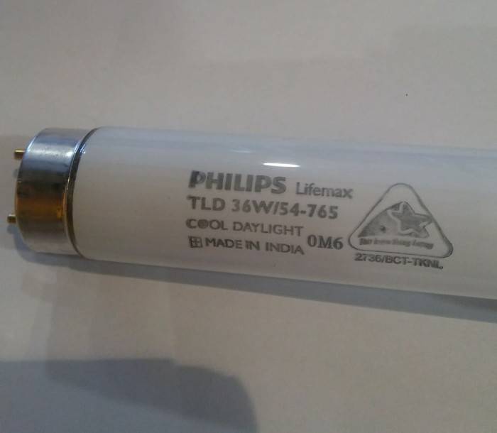 Tube Fluorescent Lamp (TL) 36 W / 220 V