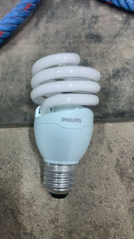 Tornado Lamp 220 VAC/ 24 W