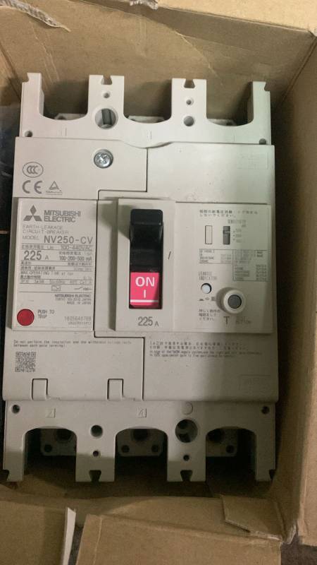 Earth Leakage Circuit Breaker (ELCB) 3P / 225 A / 100 - 400 VAC