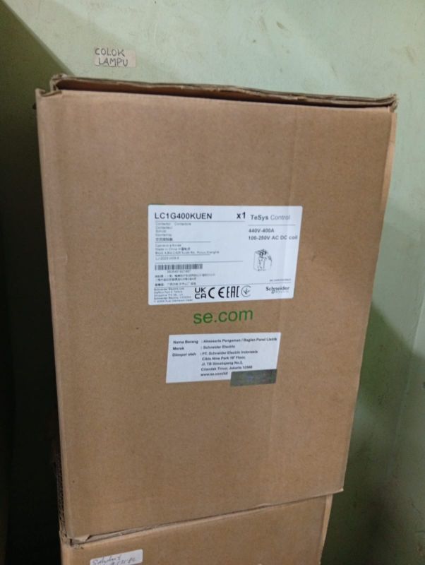 AC Magnetic Contactor 200kW/250A/400 V/Coil 220 V