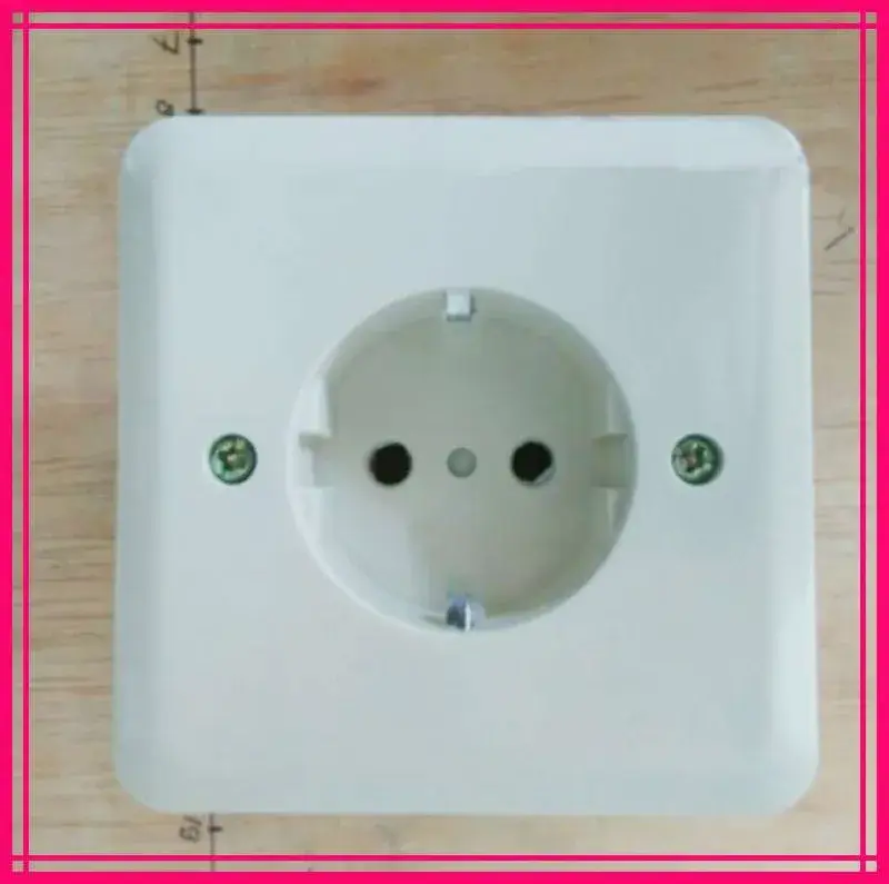 Stop Kontak Tanam - Socket Outlet Inbow -  250 V / 16 A