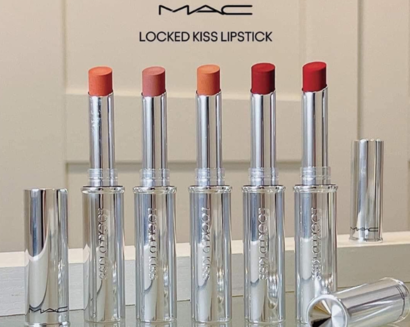 M·A·C Locked Kiss 24hr Lipstick