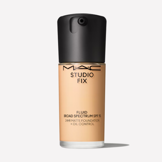 MAC Studio FIx Fluid SPF 15 24HR Matte Foundation + Oil Control NC15