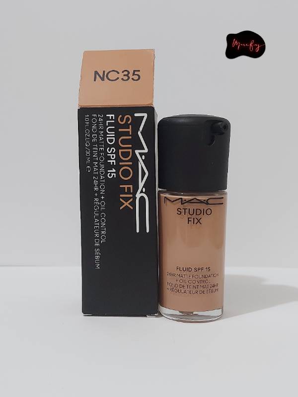 MAC Studio FIx Fluid SPF 15 24HR Matte Foundation + Oil Control NC35