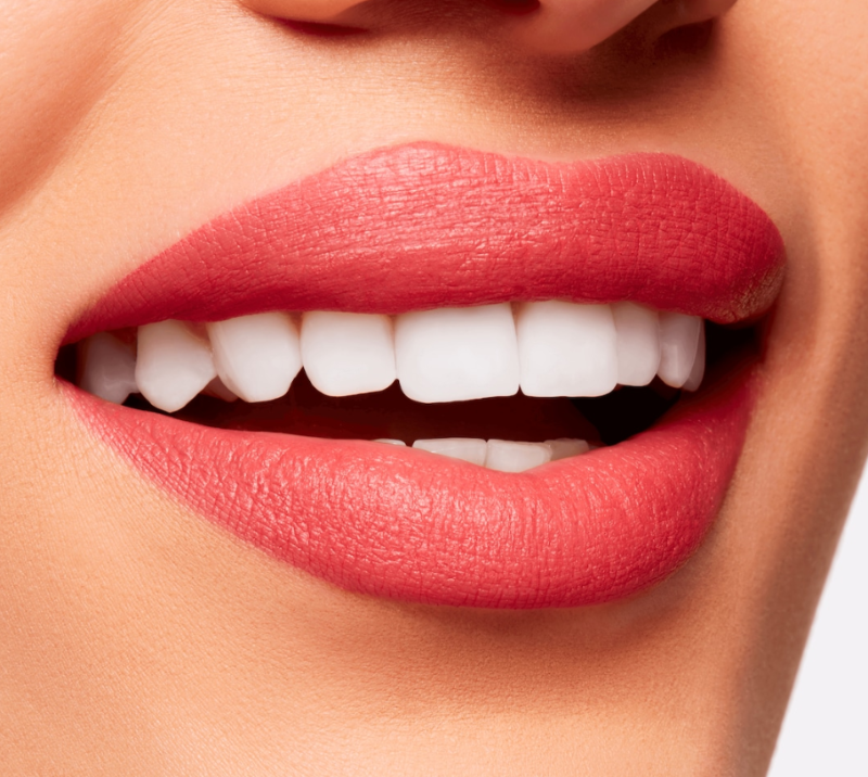 MAC Powder Kiss Velvet Blur Slim Stick - Sheer Outrage