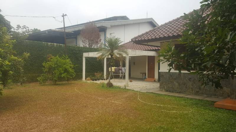 Jual Rumah Halaman Luas - Bogor