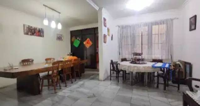 Dijual Rumah 2 Lantai SHM Muara Karang