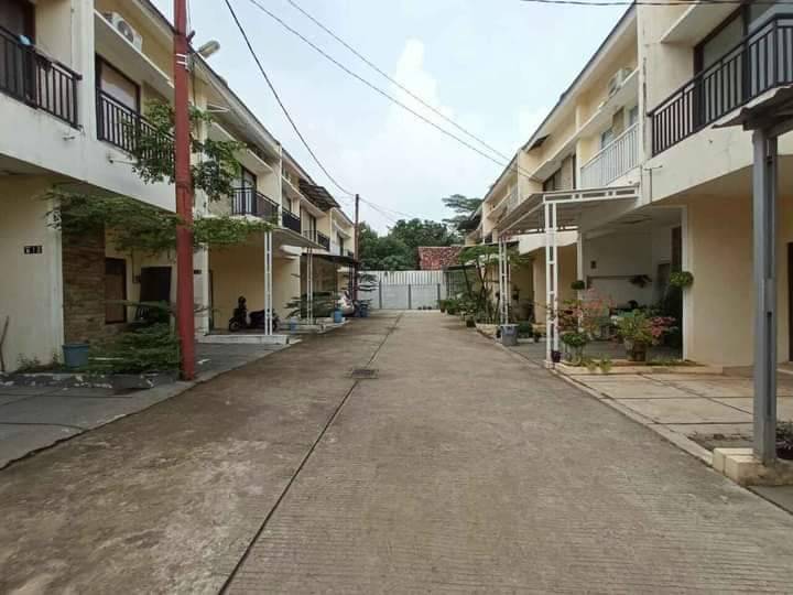 Dijual Rumah 2 Lantai & Strategis Serpong