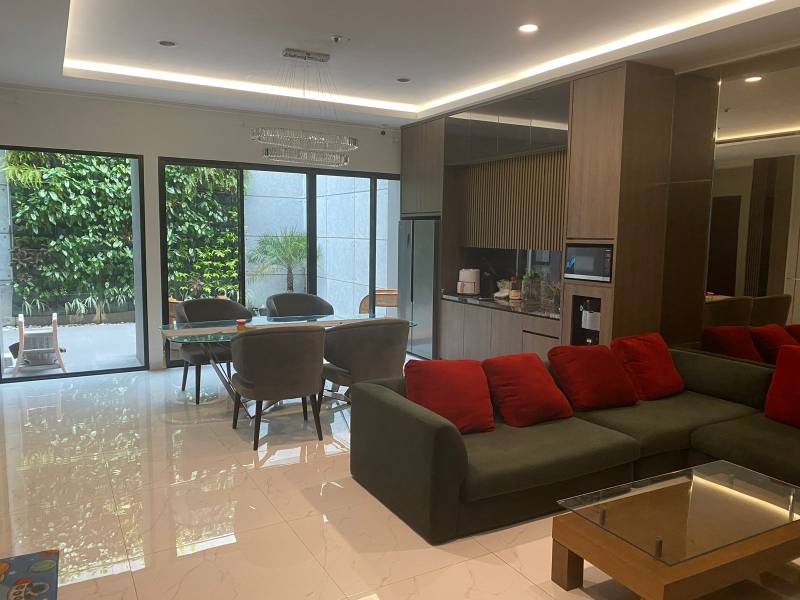 Dijual Rumah Full Furnished Strategis, Sindang Jaya