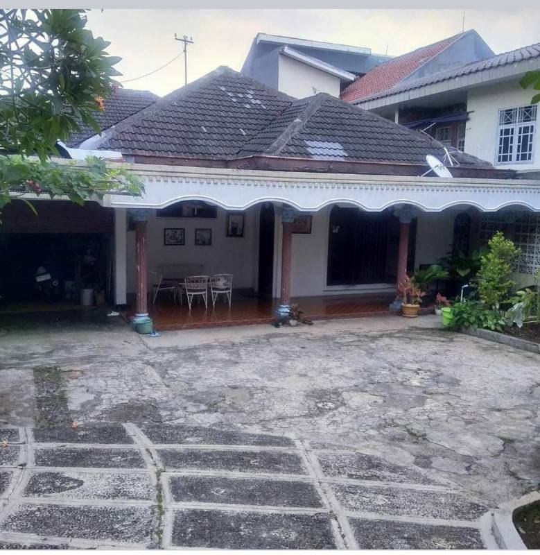 Dijual Rumah - Lokasi Kebon Jeruk