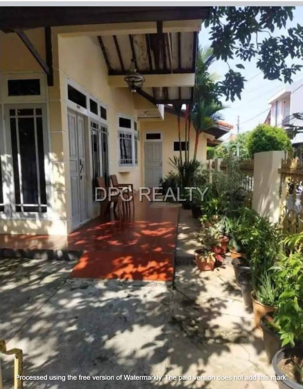 Dijual Rumah - Lokasi Jalan Anggrek