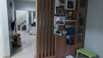 Dijual Rumah - Bintaro Sektor 5