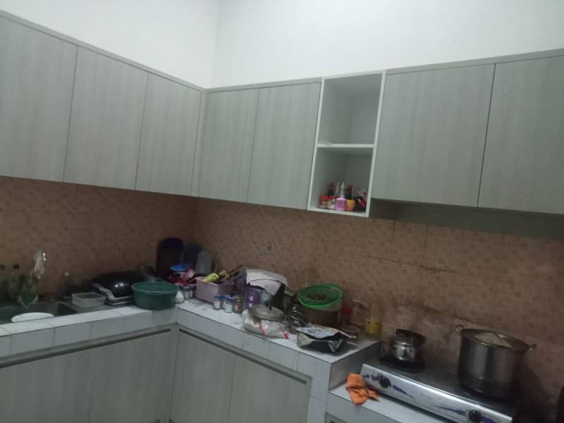 Dijual Rumah - Karang Tengah