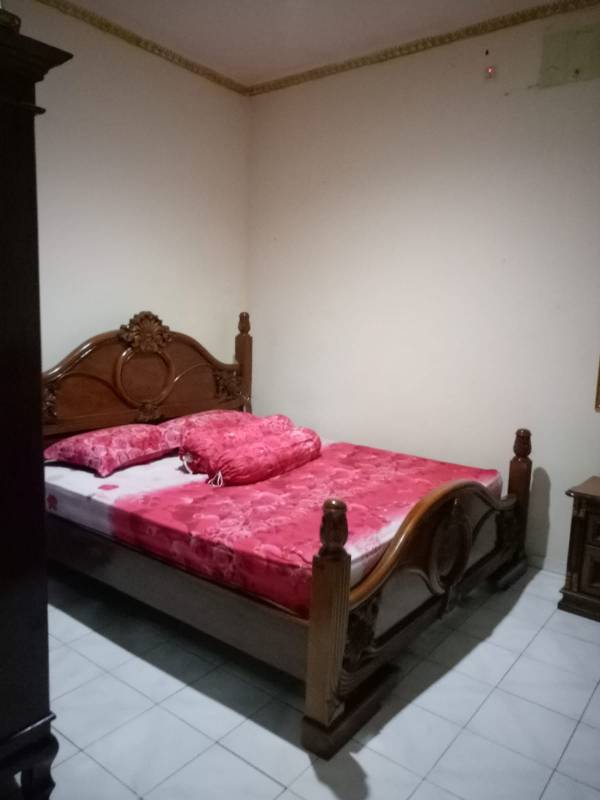 Jual Rumah Akses Strategis SHM, Kebon Jeruk