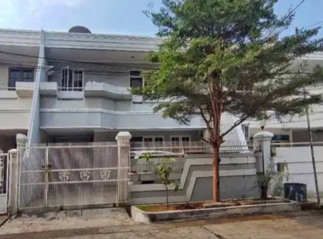 Dijual Rumah 2 Lantai SHM Muara Karang