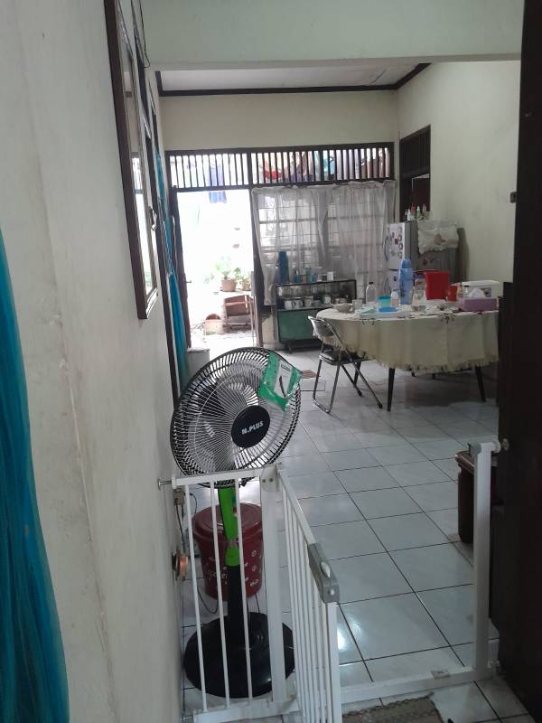 Dijual Rumah Hitung Tanah Strategis, Tebet