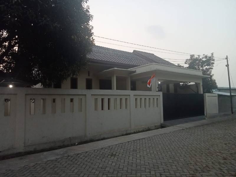 Dijual Rumah - Karang Tengah