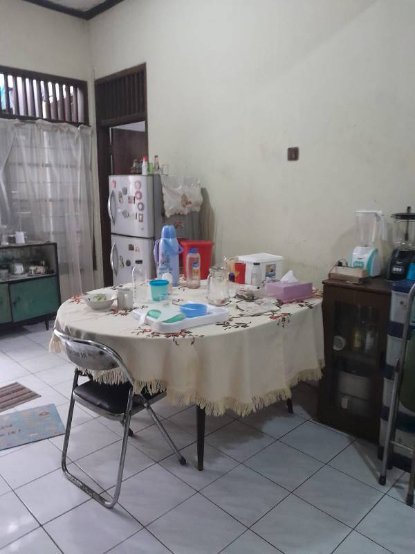 Dijual Rumah Hitung Tanah Strategis, Tebet