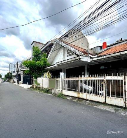 Dijual Rumah Hitung Tanah Strategis, Tebet