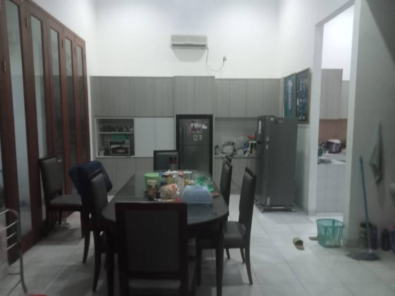 Dijual Rumah - Karang Tengah