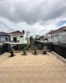 Dijual Rumah Strategis Legoso Ciputat