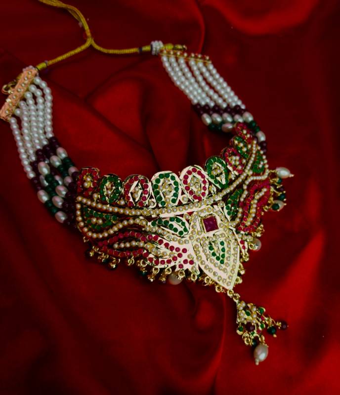 Royal Aangan choker Set