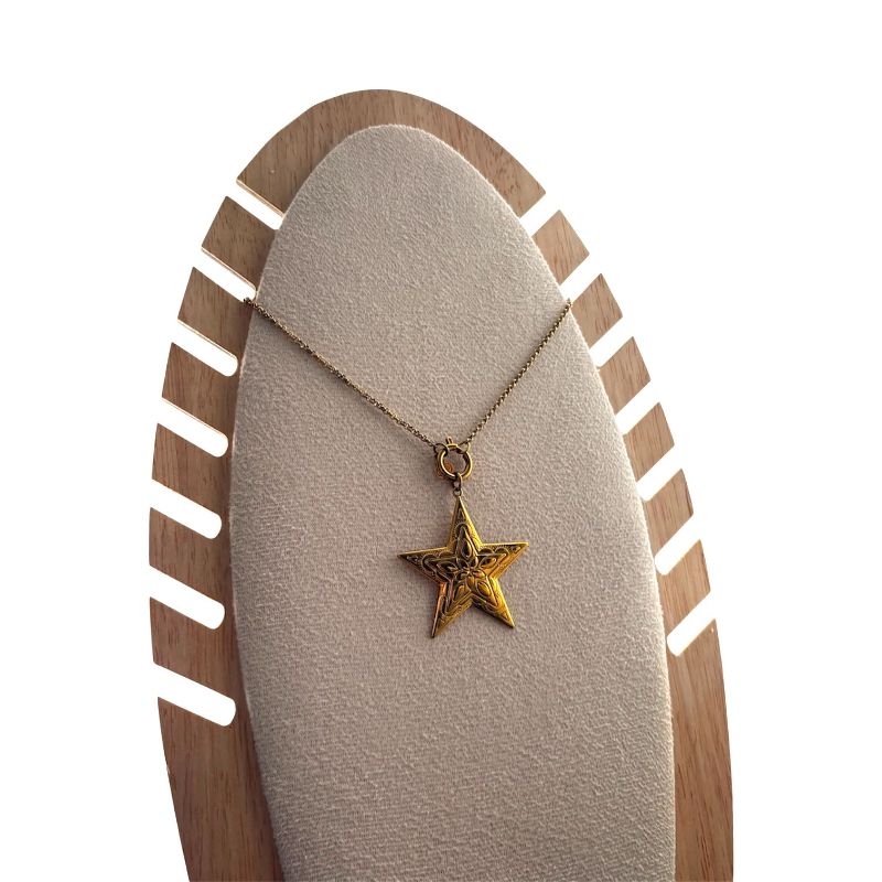 COLLAR ESTRELLA LARGA