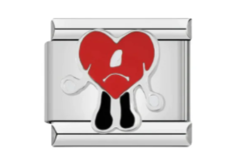 CORAZON DE BAD BUNNY  PLATEADO