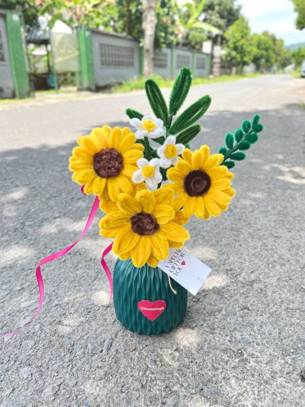 Vase Bunga Sunflower