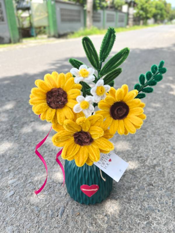 Vase Bunga Sunflower