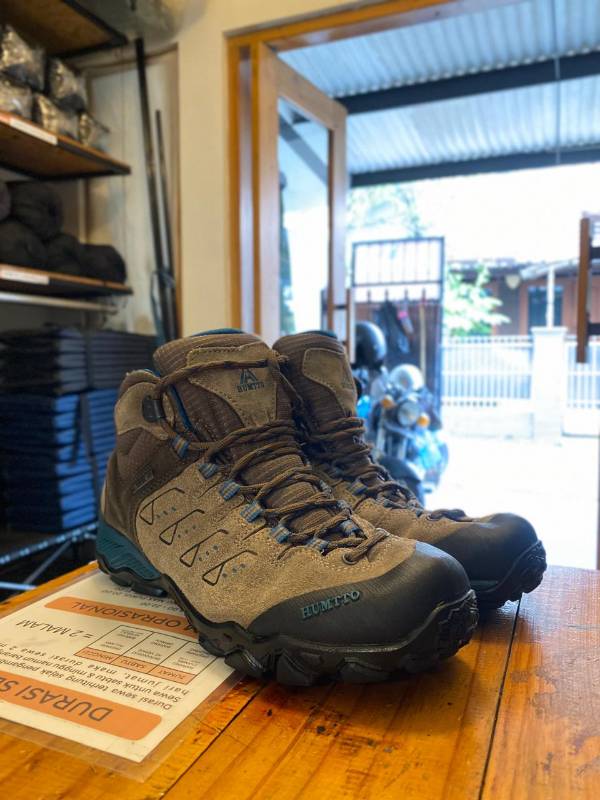 Sewa Sepatu Gunung | Humto Coklat Navy 42