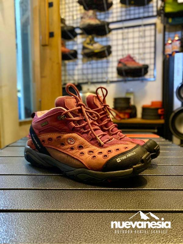Sewa Sepatu Gunung | Tuscarora Pink 37/38